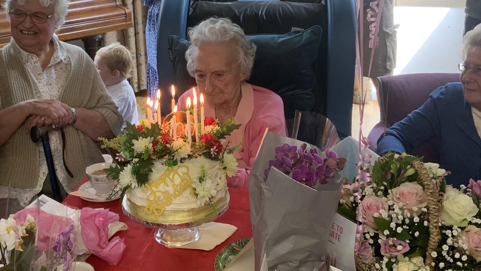Mary turns 100 at OSJCT Stirlings