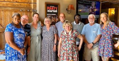 volunteers_at_gloucestershire