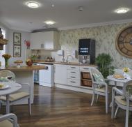 The Lakes dining room