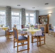 Sir Aubrey Ward House dining room