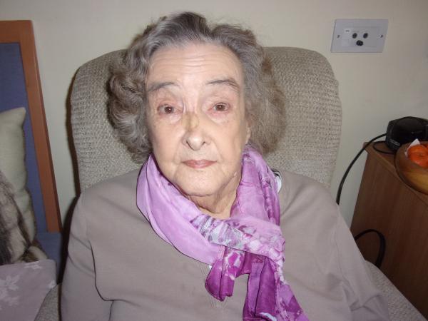 Being told you’ve tested positive for the virus can be a very worrying time; we spoke to some of our residents who have recovered from COVID-19 and here’s what they had to say.