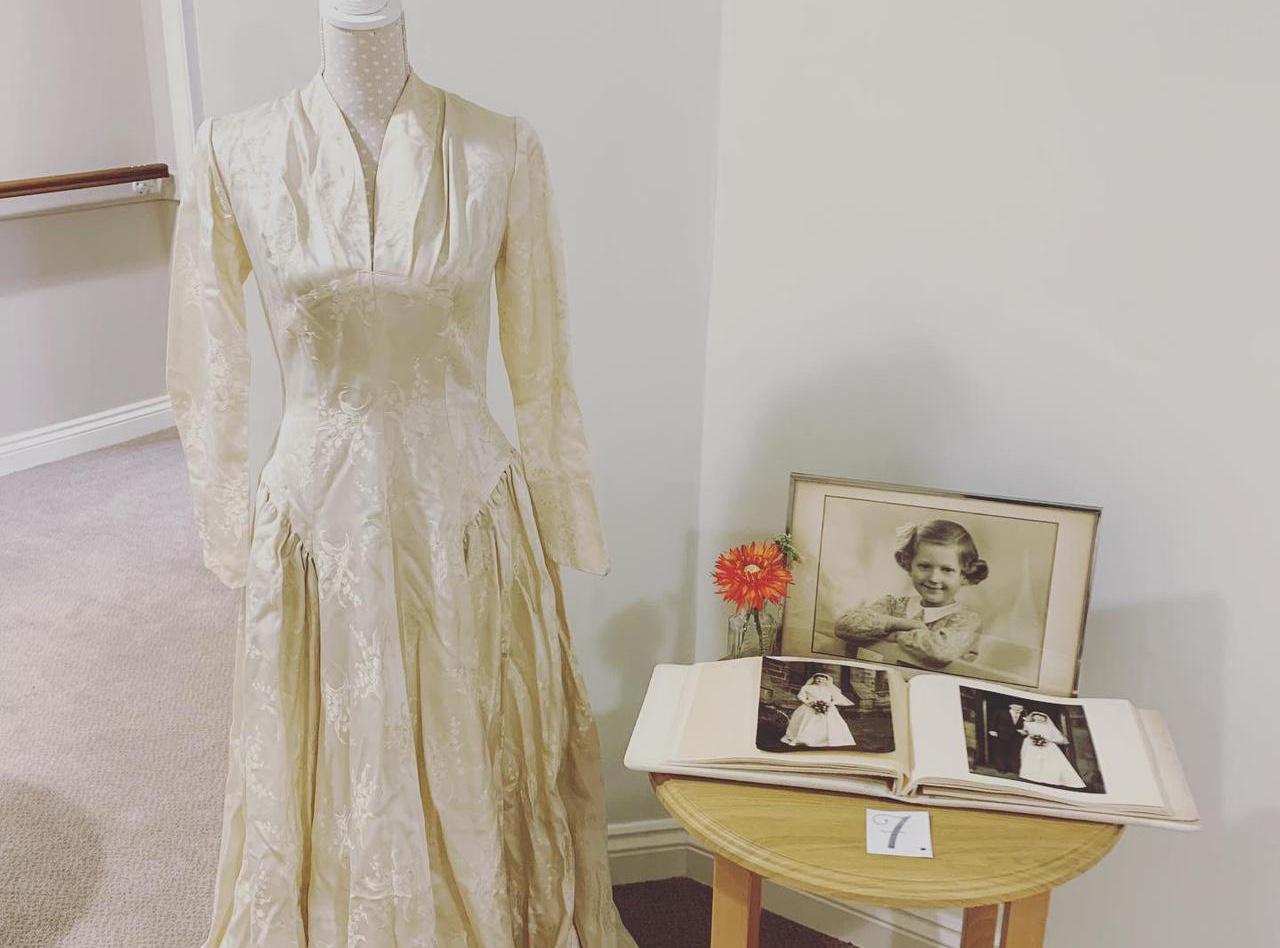 The Lakes wedding display