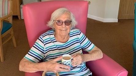 Violet at Whitefriars