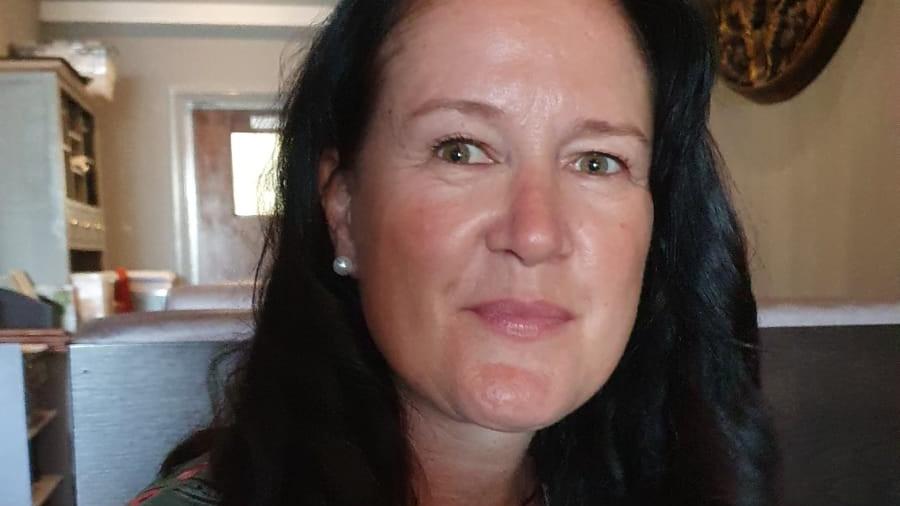 portrait of Sarah Hart