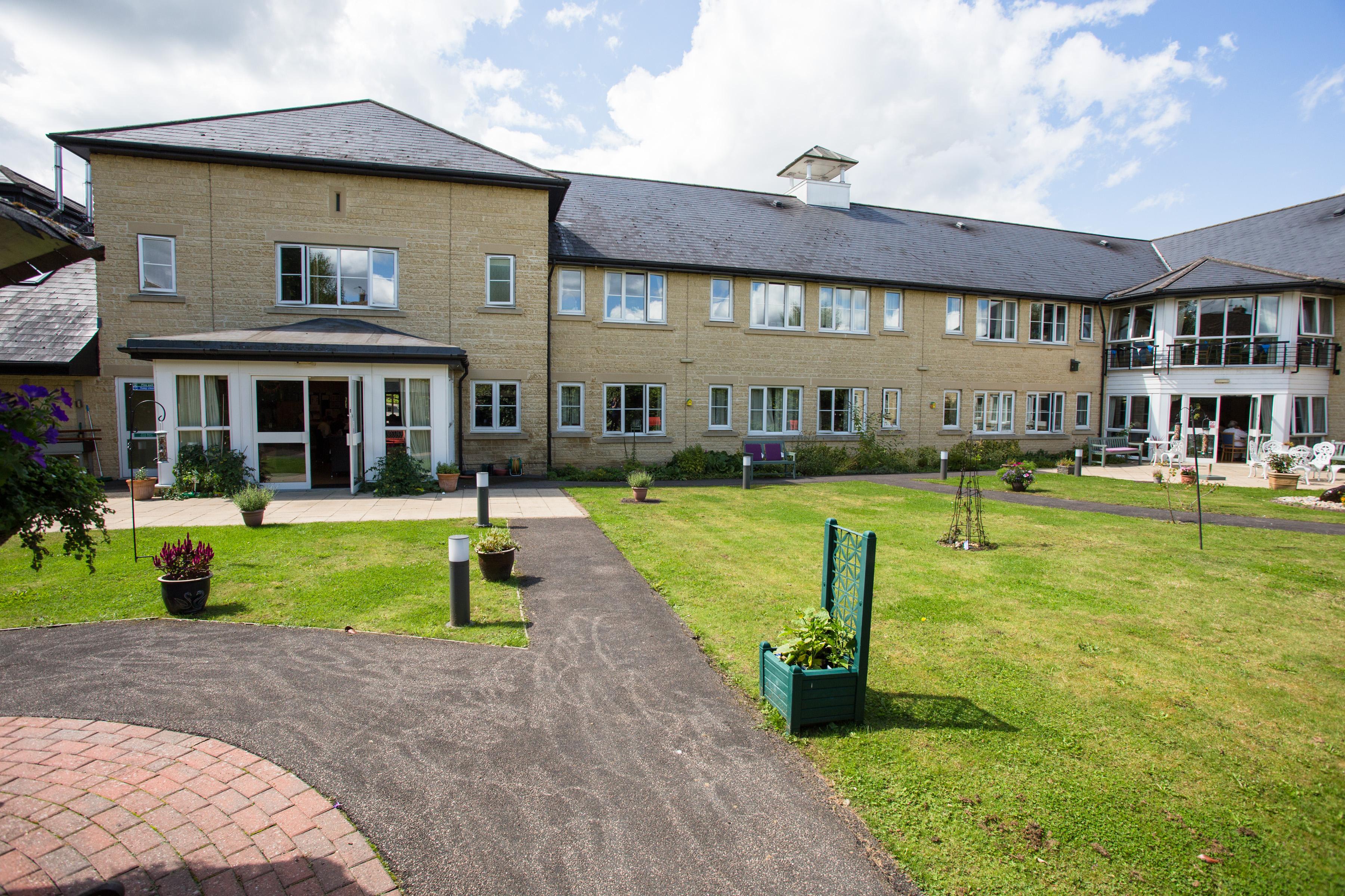 Care homes in Yarnton OSJCT
