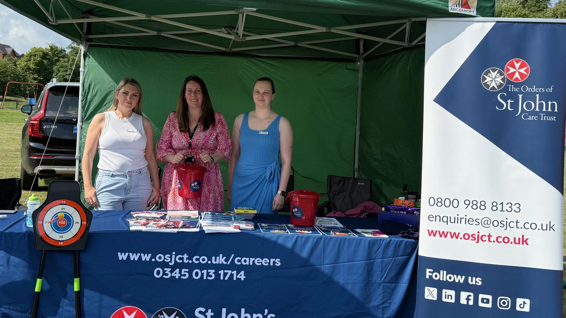 Lake House and Larkrise carehomes in Banbury come together for Banbury Show