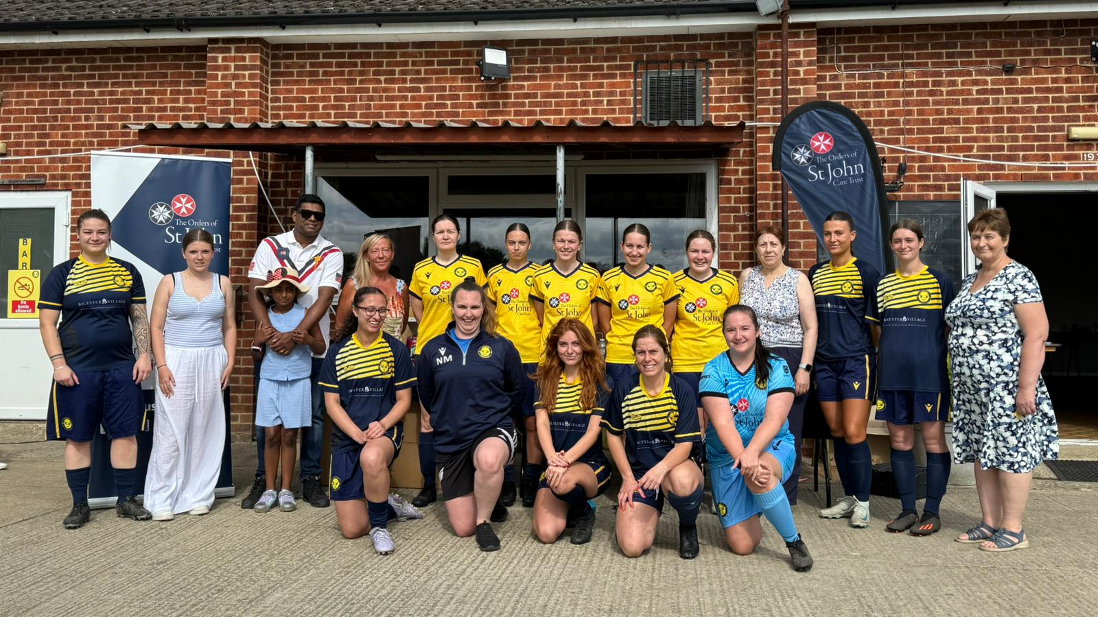 Launton Ladies FC in partnership with Langford View