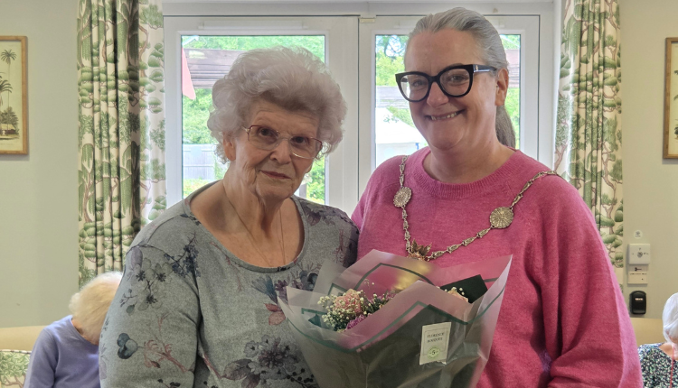 Mayor Sarah Visits The Lakes, Cirencester for Inspiring Community Conversation