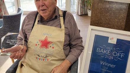 Tony with his winning certificate 