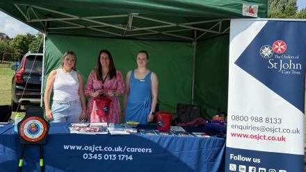 Lake House and Larkrise carehomes in Banbury come together for Banbury Show