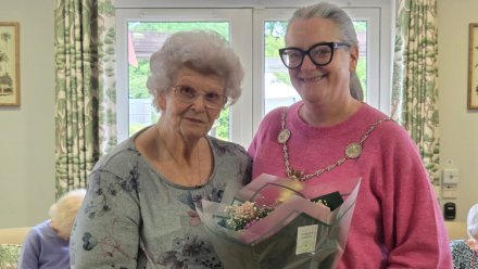 Mayor Sarah Visits The Lakes, Cirencester for Inspiring Community Conversation