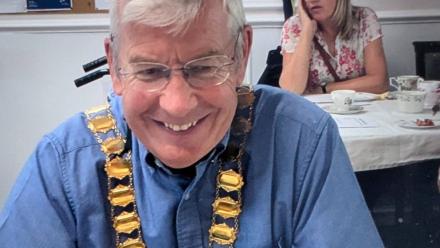 Didcot mayor attends Battle of Britain afternoon tea